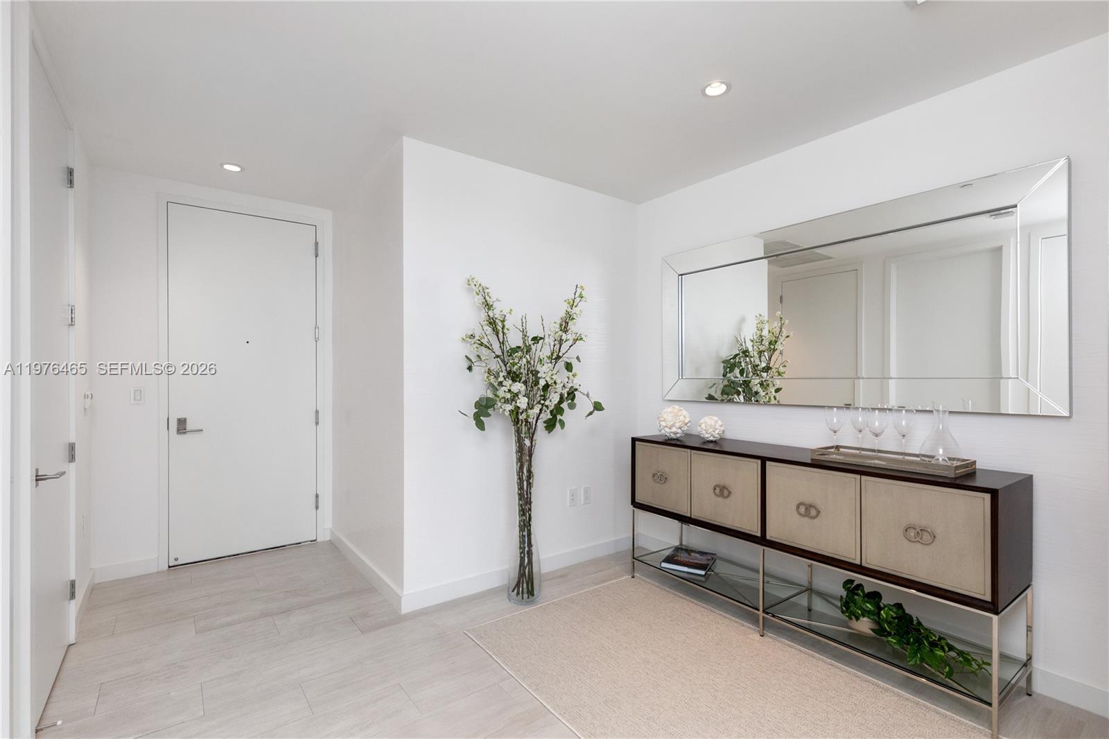 2831 S Bayshore Dr #808, Miami FL 33133