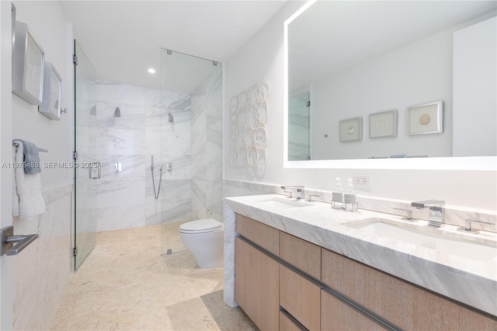 2831 S Bayshore Dr #808, Miami FL 33133