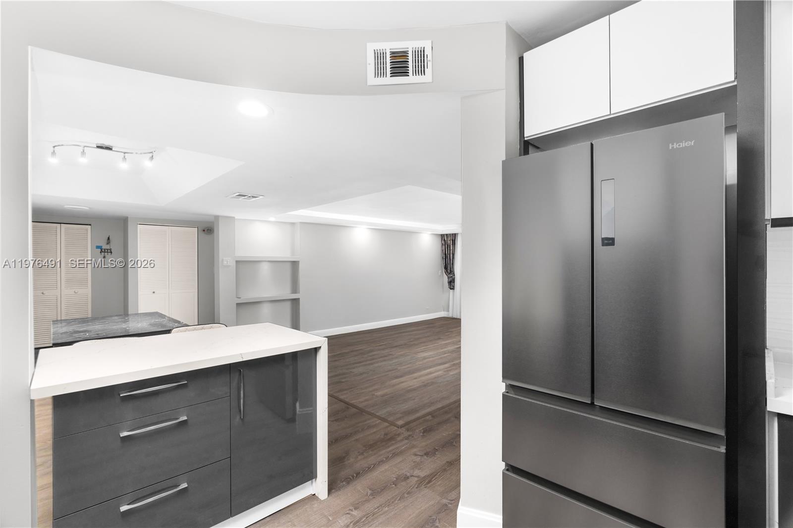 3730 Inverrary Dr #2H, Lauderhill FL 33319