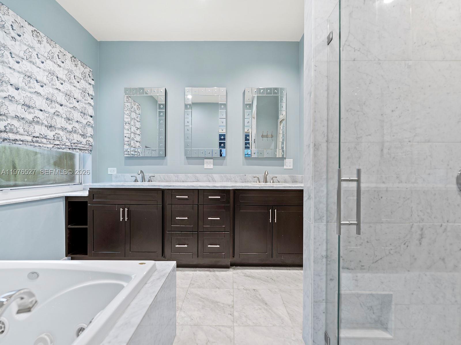 1104 NW 139th Ave, Pembroke Pines FL 33028