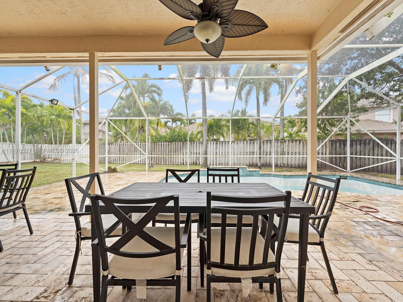 1104 NW 139th Ave, Pembroke Pines FL 33028