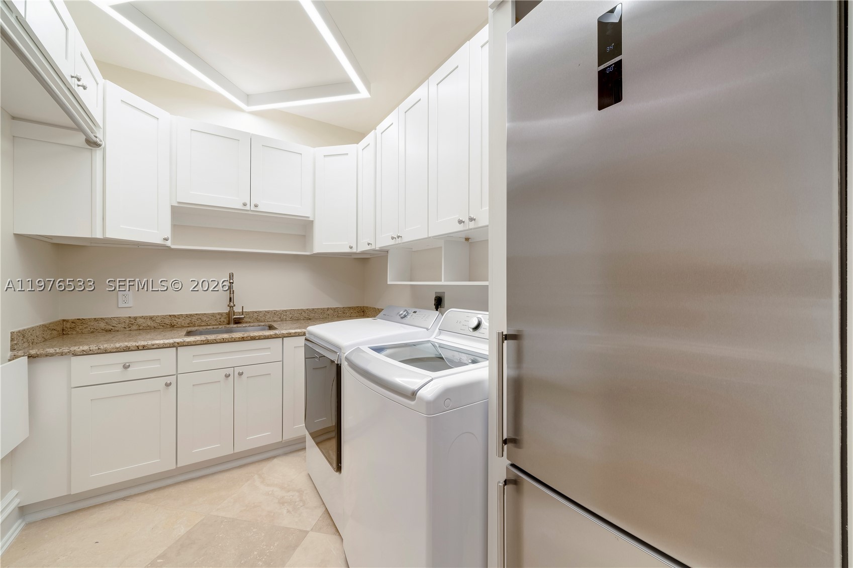 11400 SW 67th Ave, Pinecrest FL 33156