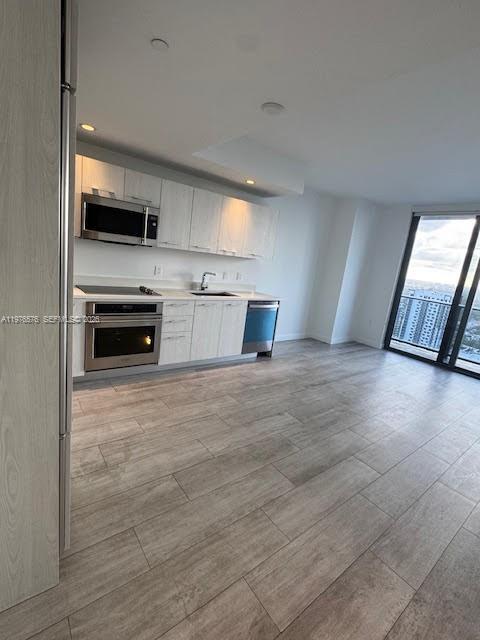 55 SW 9th St #3307, Miami FL 33130