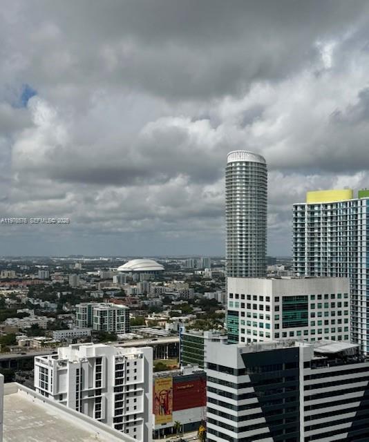 55 SW 9th St #3307, Miami FL 33130