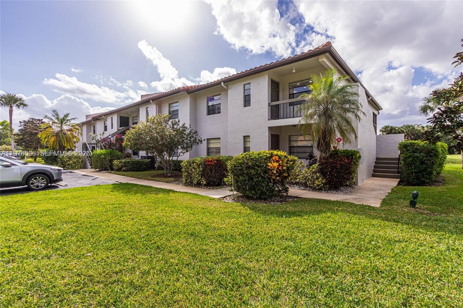 21529 Cypress Hammock Dr #35J, Boca Raton FL 33428