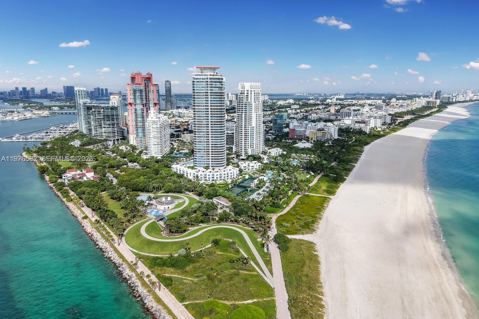 300 S Pointe Dr #801, Miami Beach FL 33139