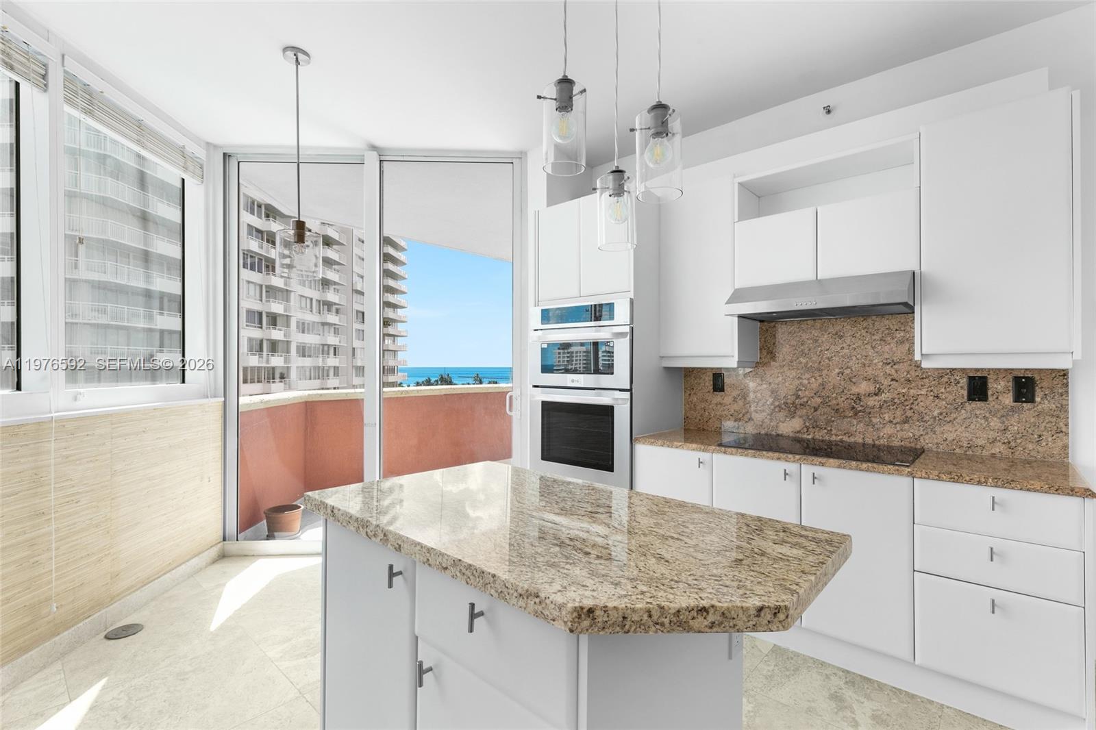 300 S Pointe Dr #801, Miami Beach FL 33139