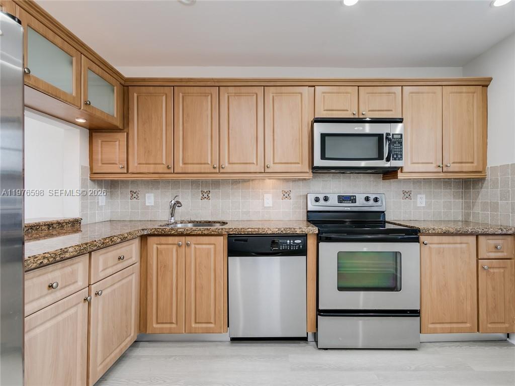 21559 Cypress Hammock Dr #44J, Boca Raton FL 33428