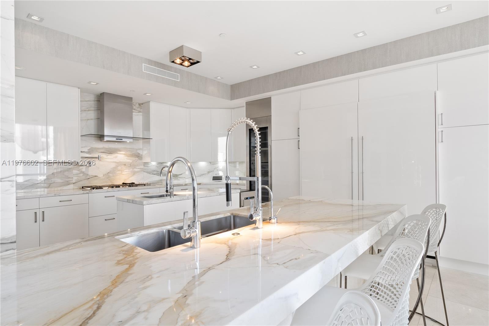 17749 Collins Ave #902, Sunny Isles Beach FL 33160
