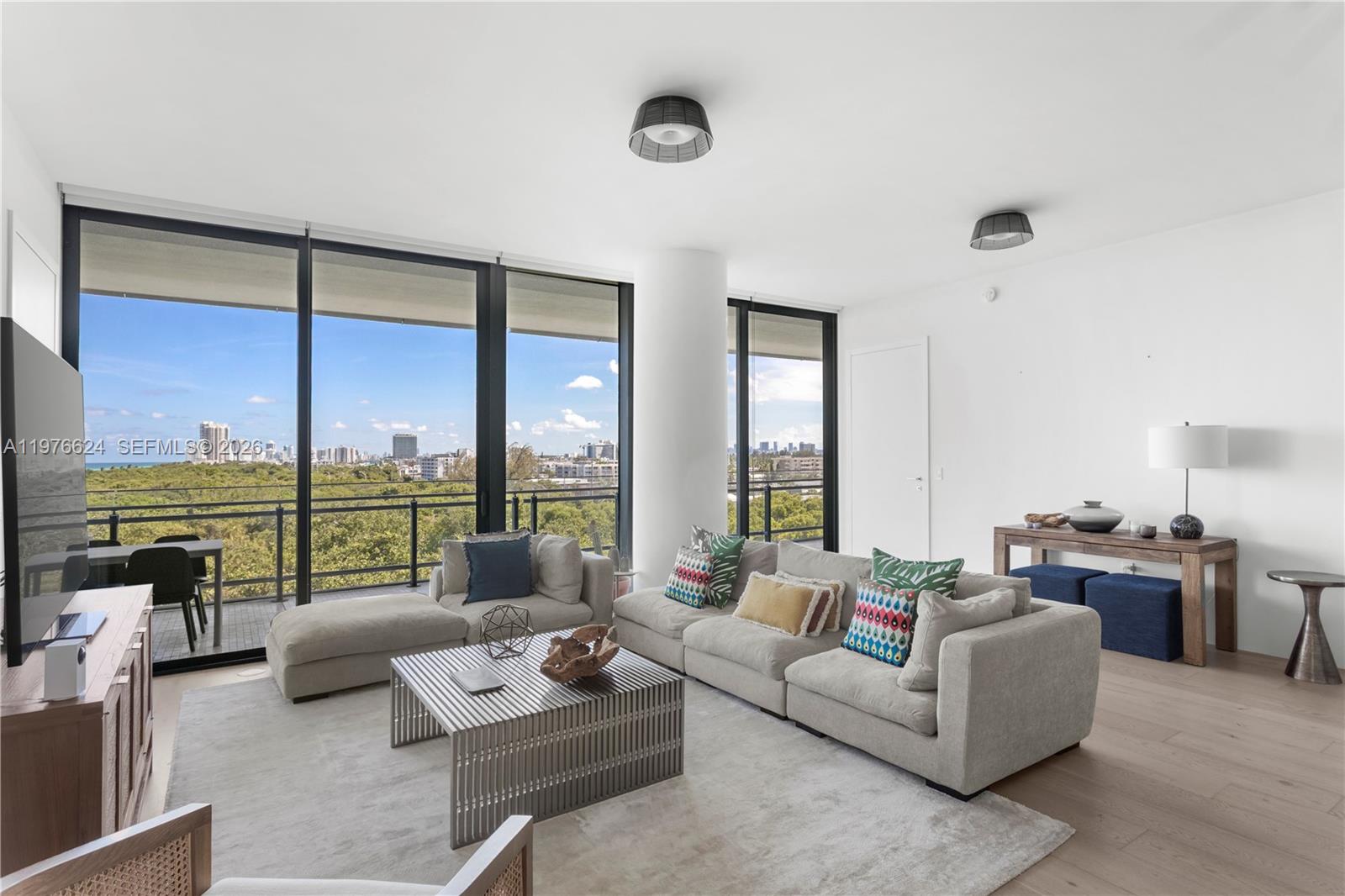 8701 Collins Ave #604, Miami Beach FL 33154