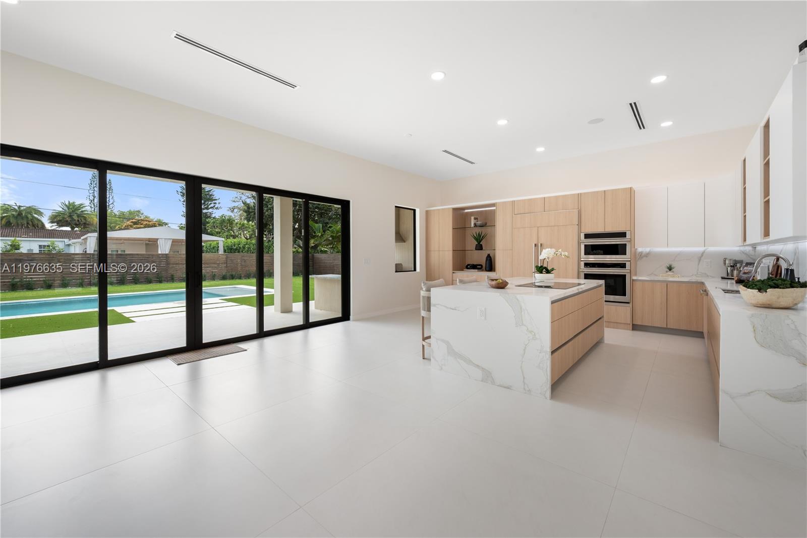 6990 SW 58th St, Miami FL 33143