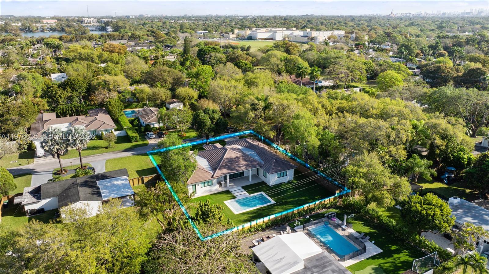6990 SW 58th St, Miami FL 33143