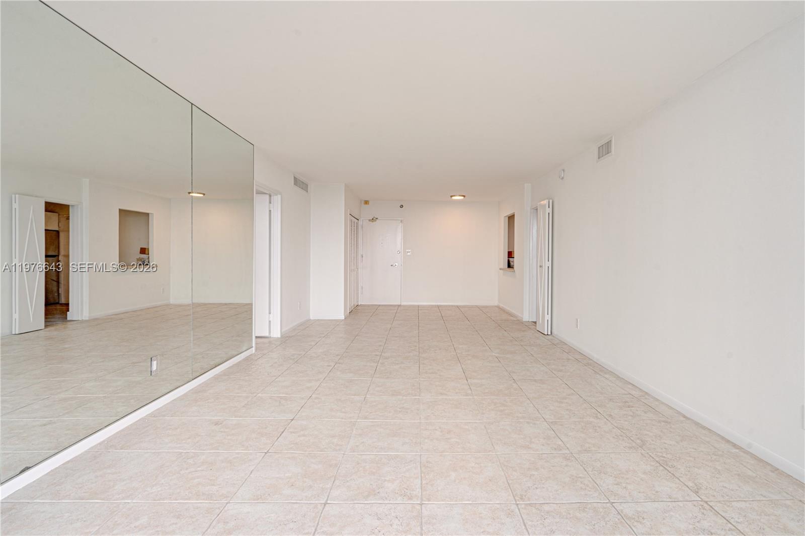5161 Collins Ave #516, Miami Beach FL 33140