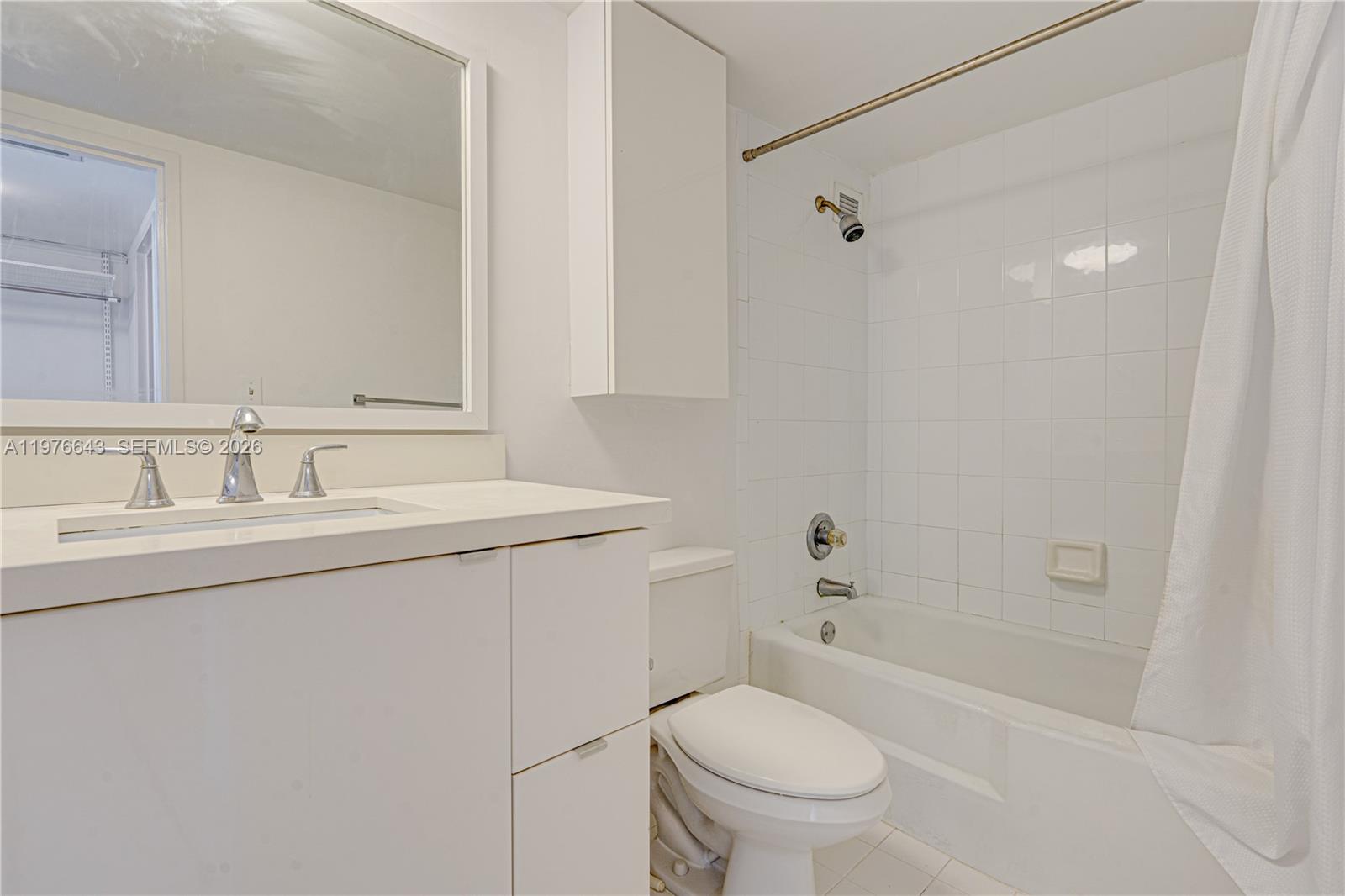 5161 Collins Ave #516, Miami Beach FL 33140