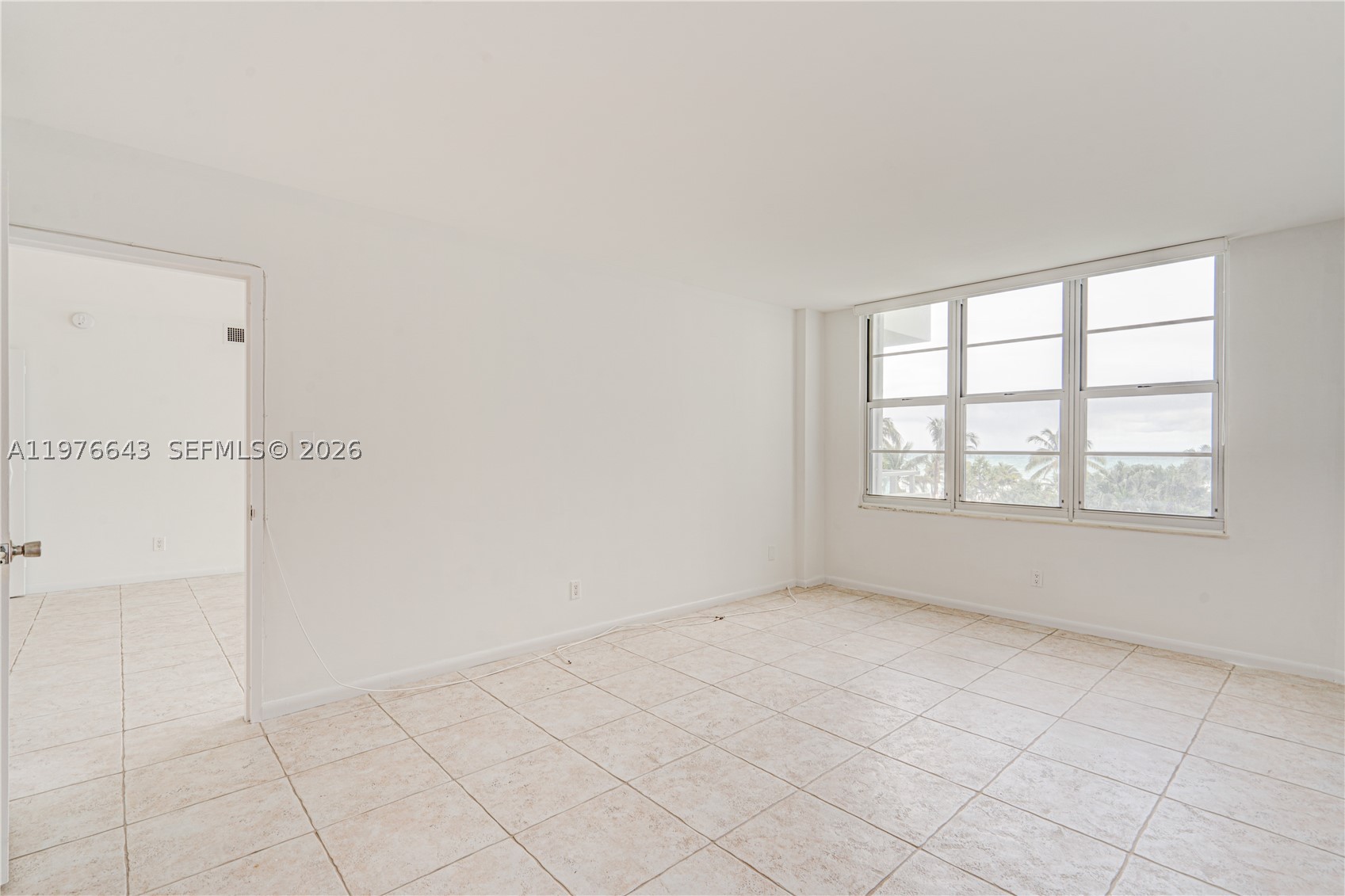 5161 Collins Ave #516, Miami Beach FL 33140