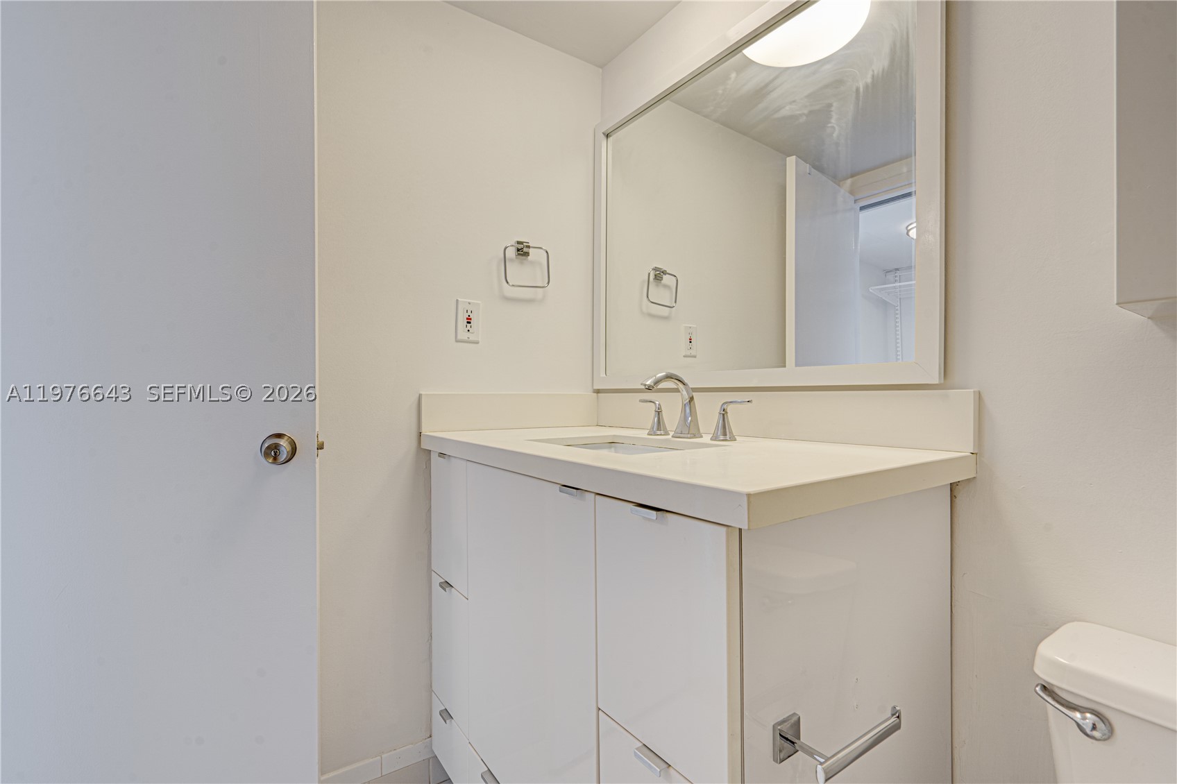 5161 Collins Ave #516, Miami Beach FL 33140