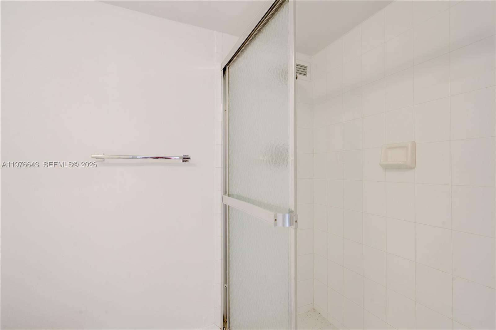 5161 Collins Ave #516, Miami Beach FL 33140