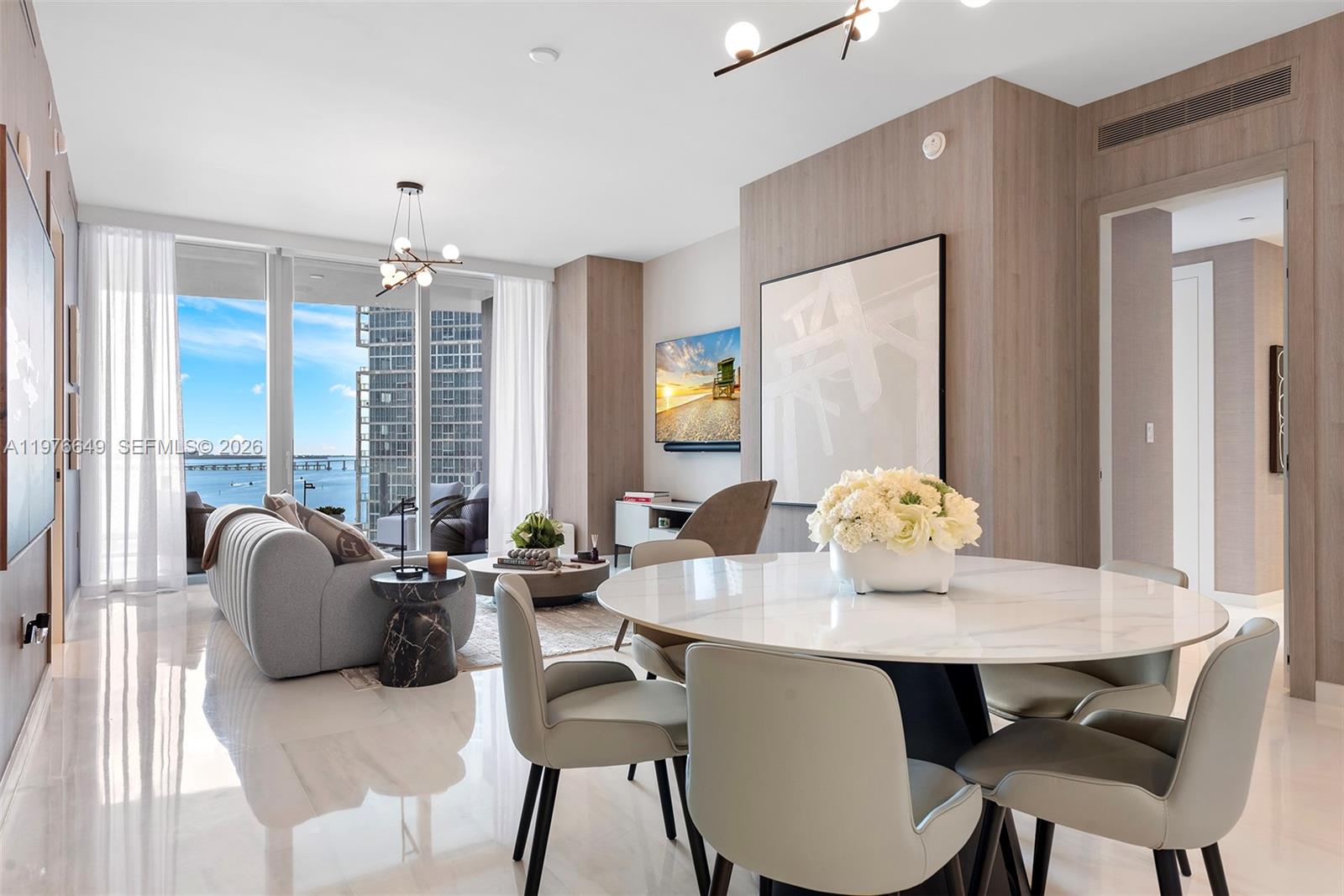 300 Biscayne Blvd Way #1605, Miami FL 33131
