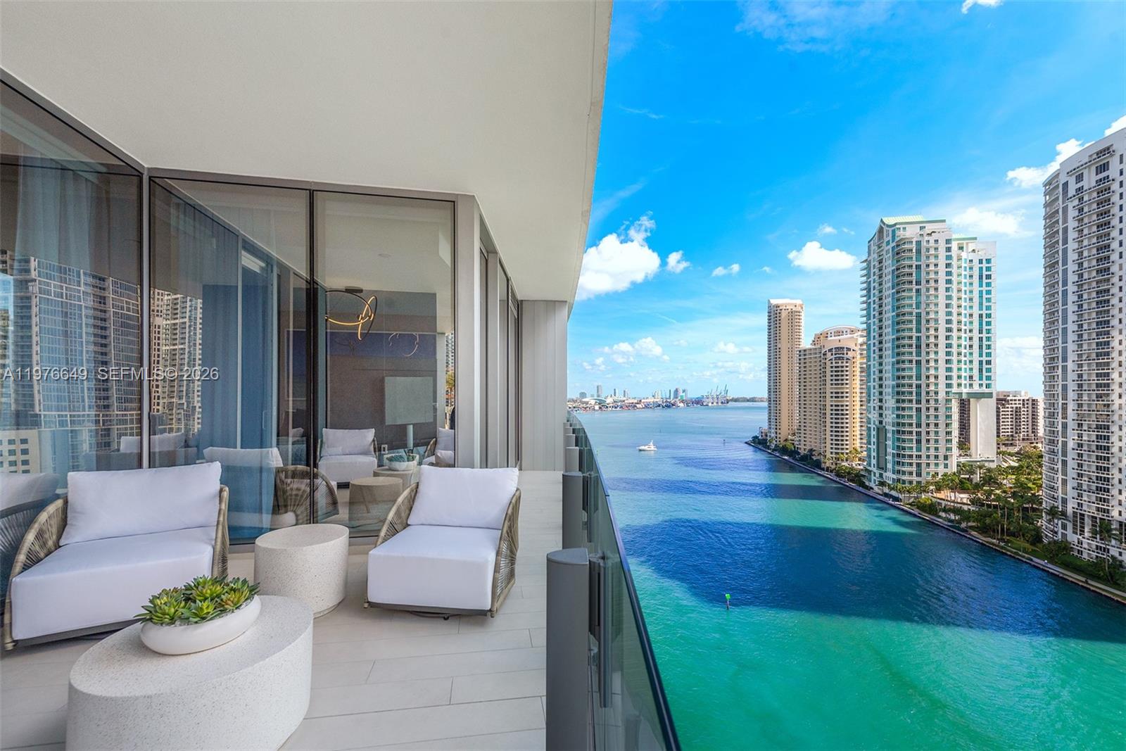 300 Biscayne Blvd Way #1605, Miami FL 33131