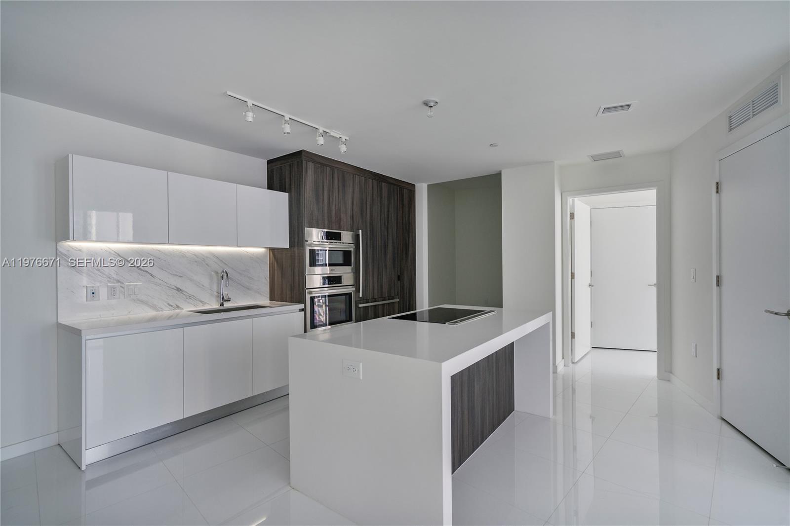 851 NE 1st Ave #3203, Miami FL 33132