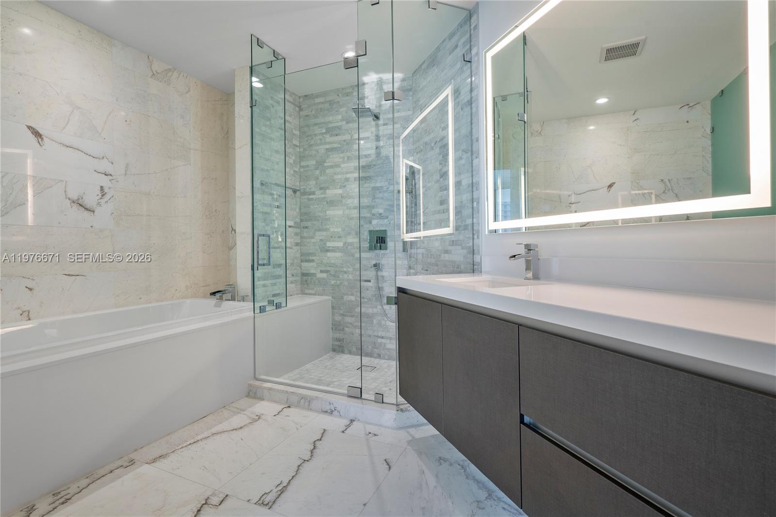 851 NE 1st Ave #3203, Miami FL 33132