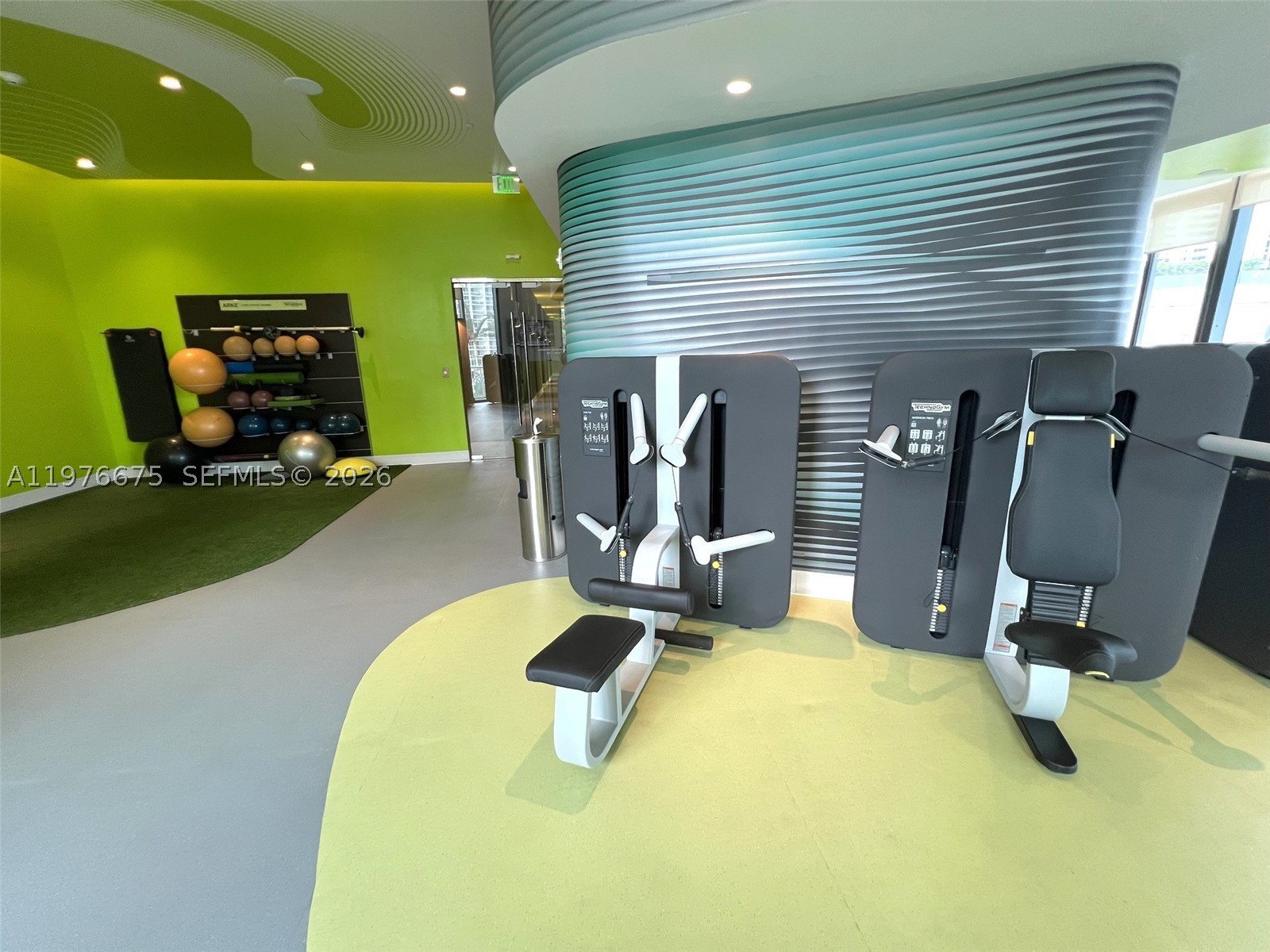 501 NE 31st St #1606, Miami FL 33137