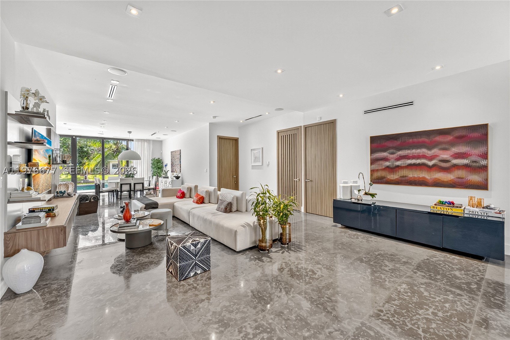 1540 Cleveland Rd, Miami Beach FL 33141
