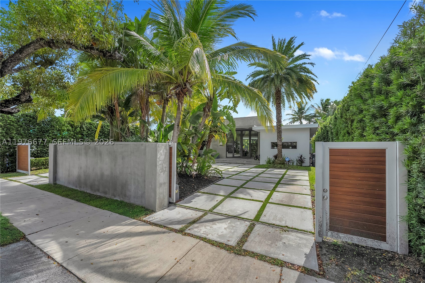 1540 Cleveland Rd, Miami Beach FL 33141