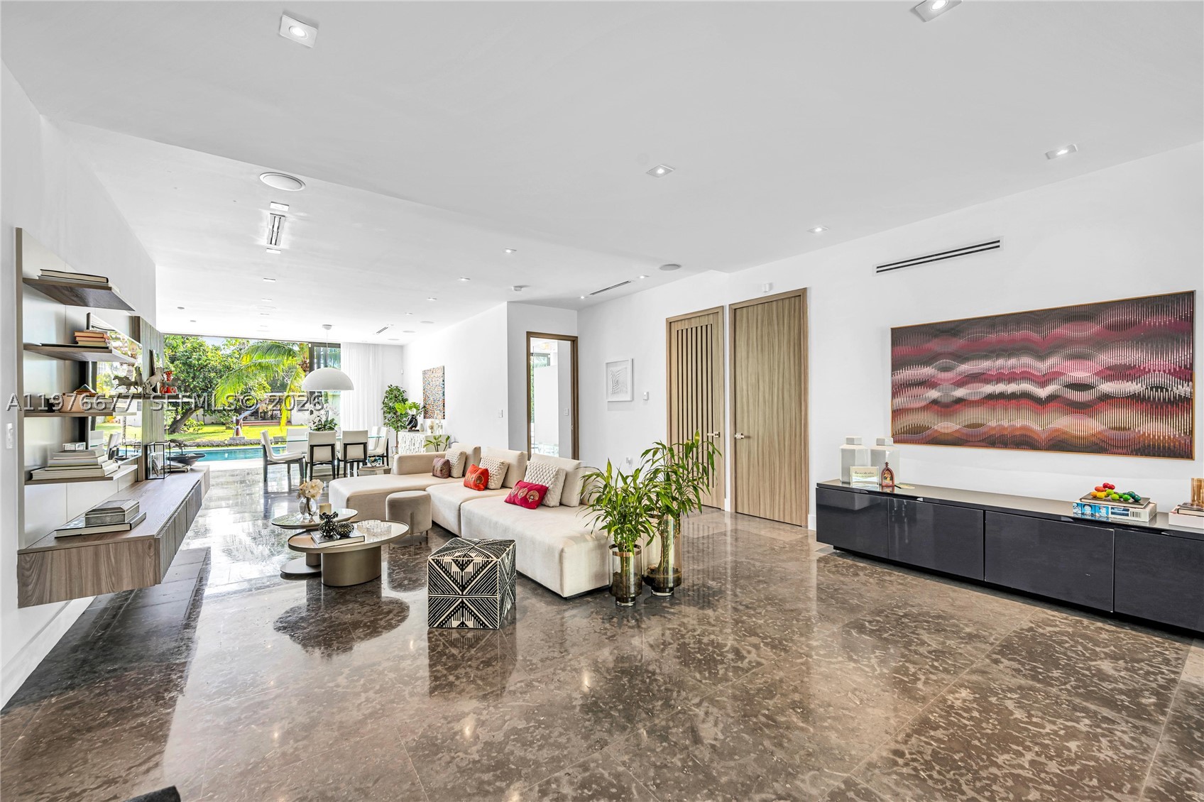 1540 Cleveland Rd, Miami Beach FL 33141