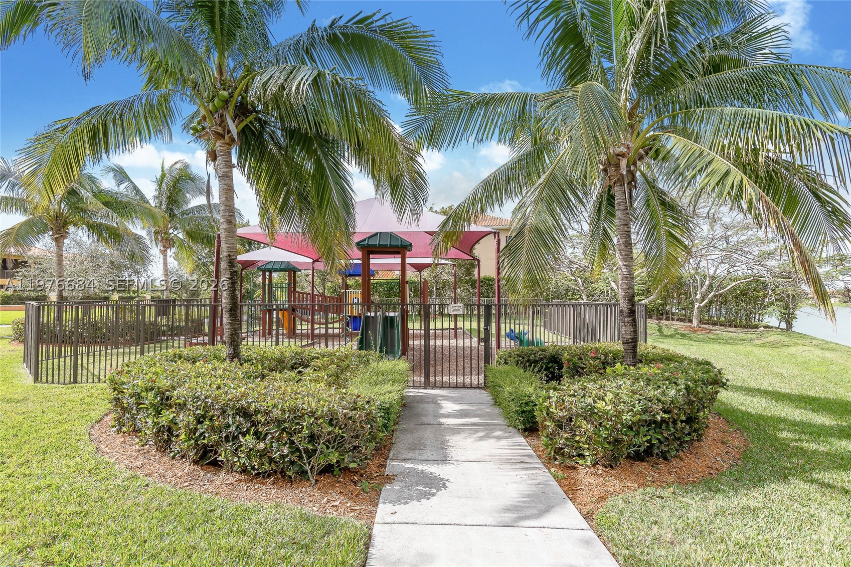 18821 SW 74th Ct, Cutler Bay FL 33157