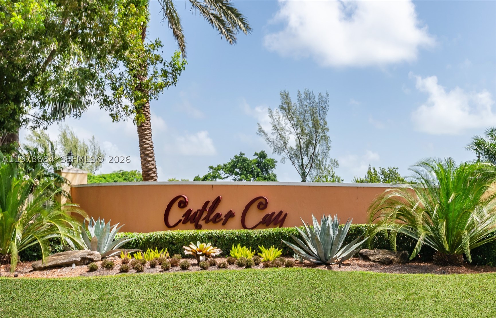 18821 SW 74th Ct, Cutler Bay FL 33157