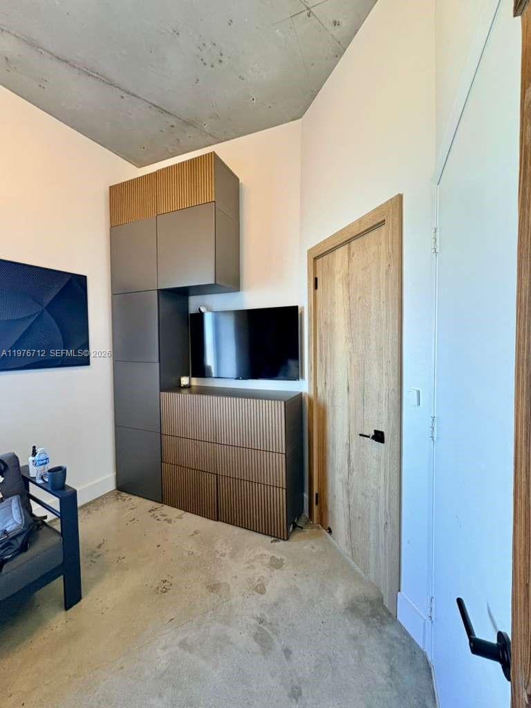 10 SW South River Dr #603, Miami FL 33130