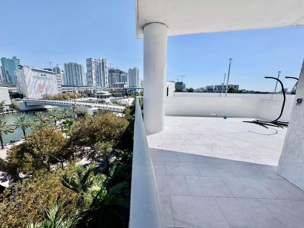 10 SW South River Dr #603, Miami FL 33130