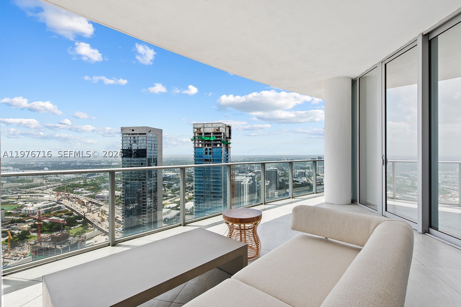 851 NE 1st Ave #PH 5402, Miami FL 33132