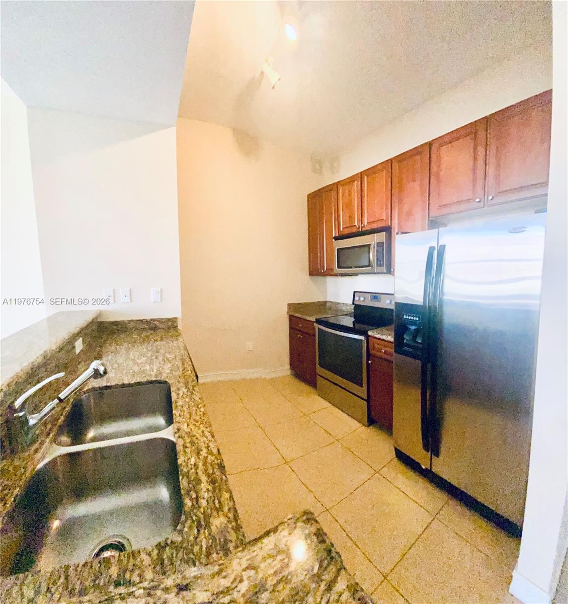 3001 NE 185th St #534, Aventura FL 33180