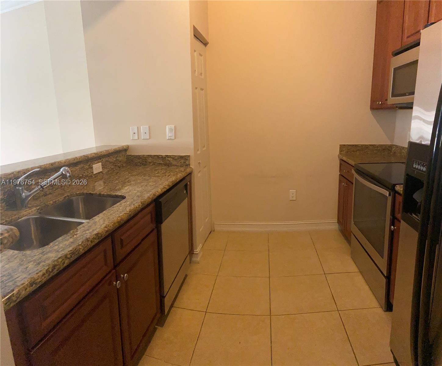 3001 NE 185th St #534, Aventura FL 33180