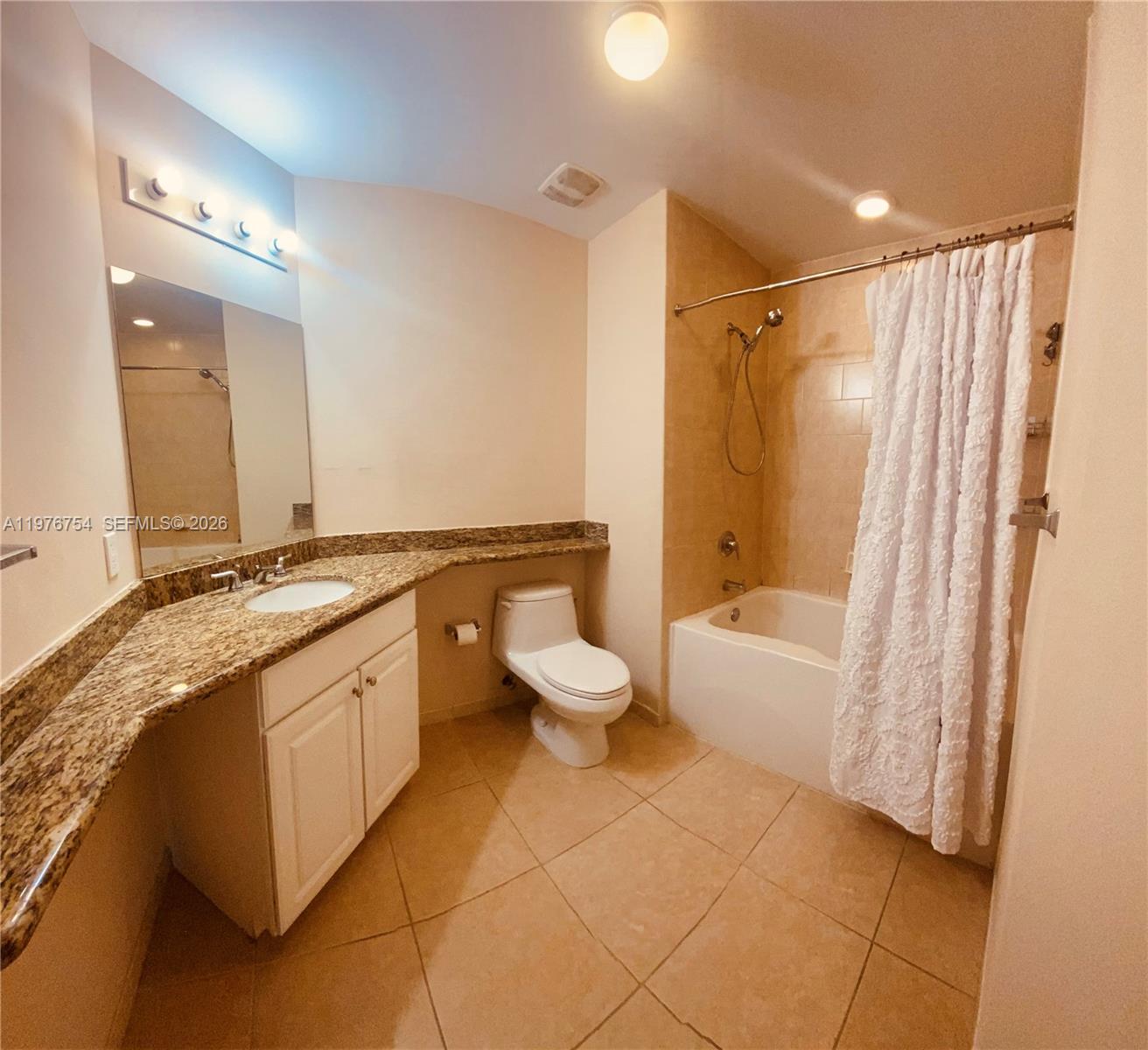 3001 NE 185th St #534, Aventura FL 33180