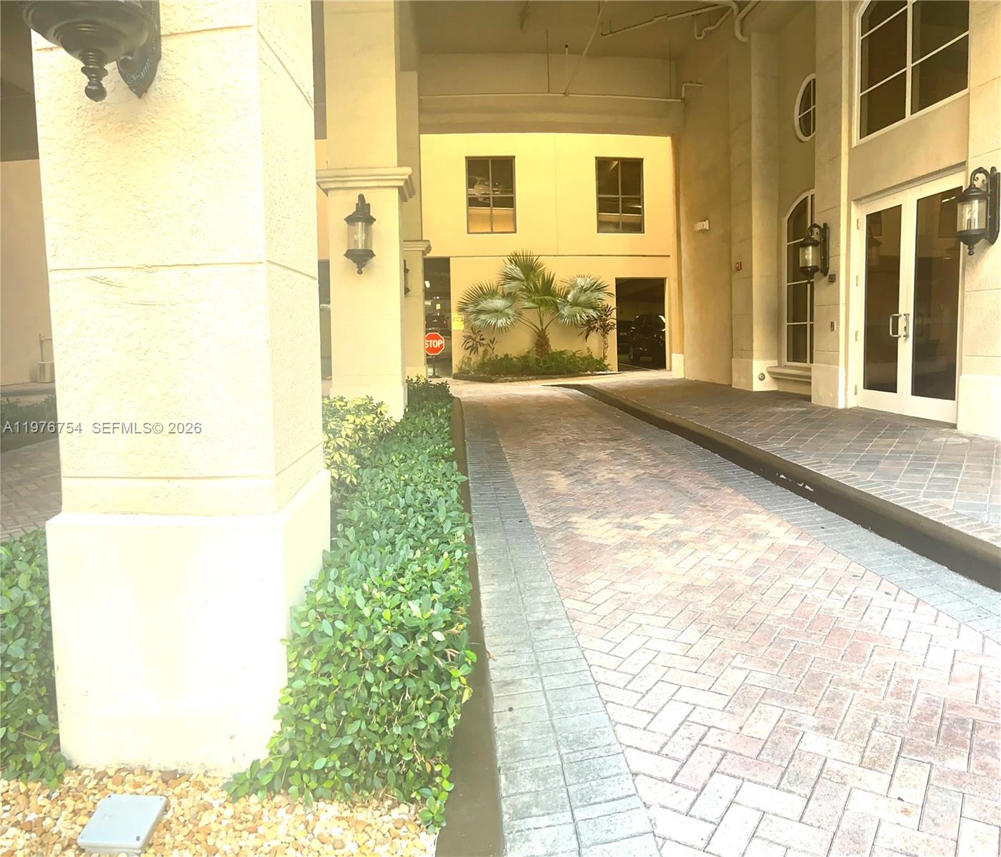 3001 NE 185th St #534, Aventura FL 33180