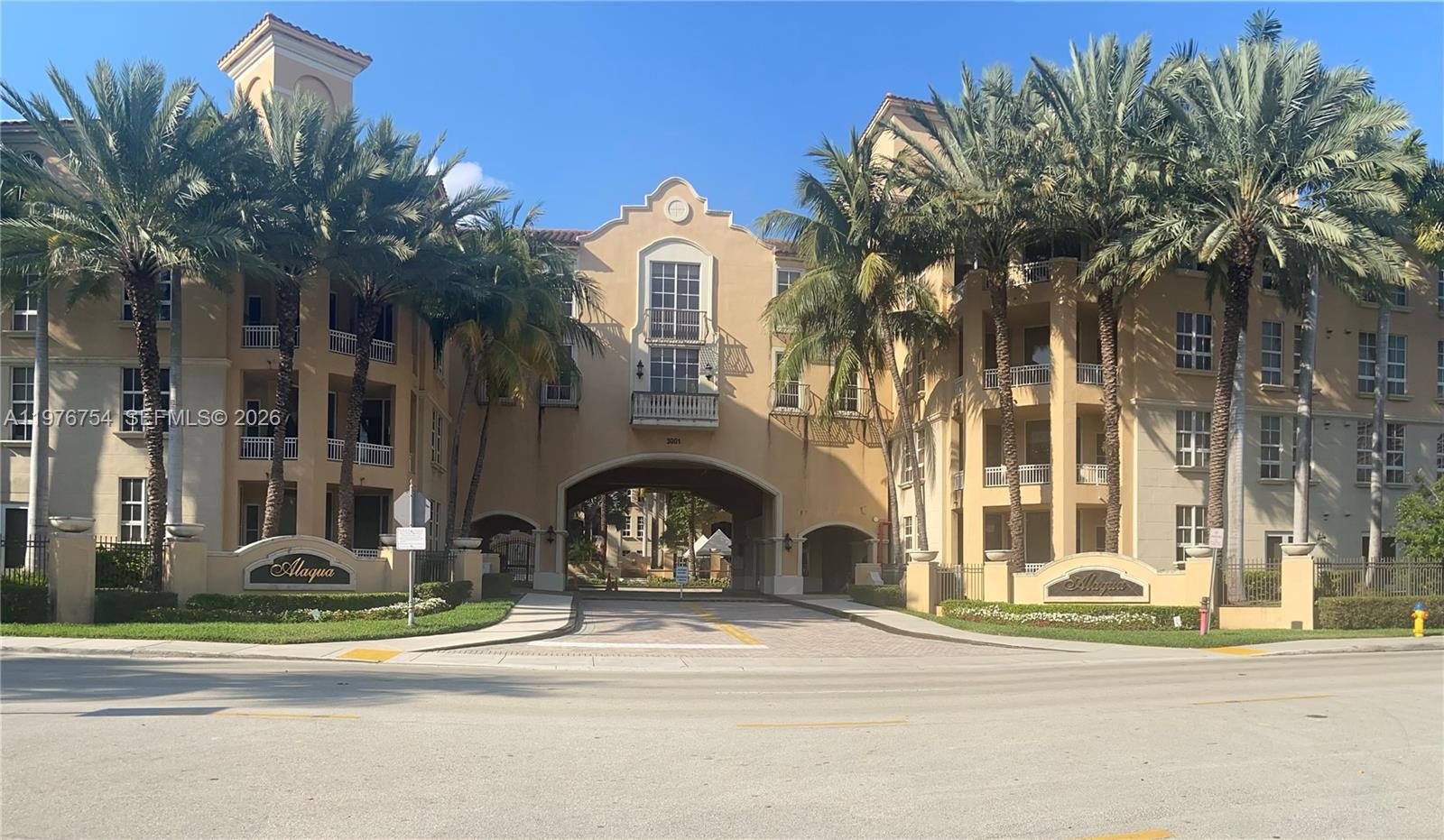 3001 NE 185th St #534, Aventura FL 33180
