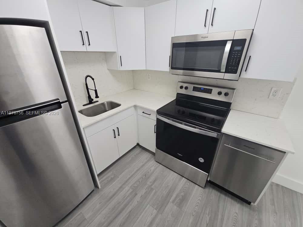 8101 Crespi Blvd #503, Miami Beach FL 33141