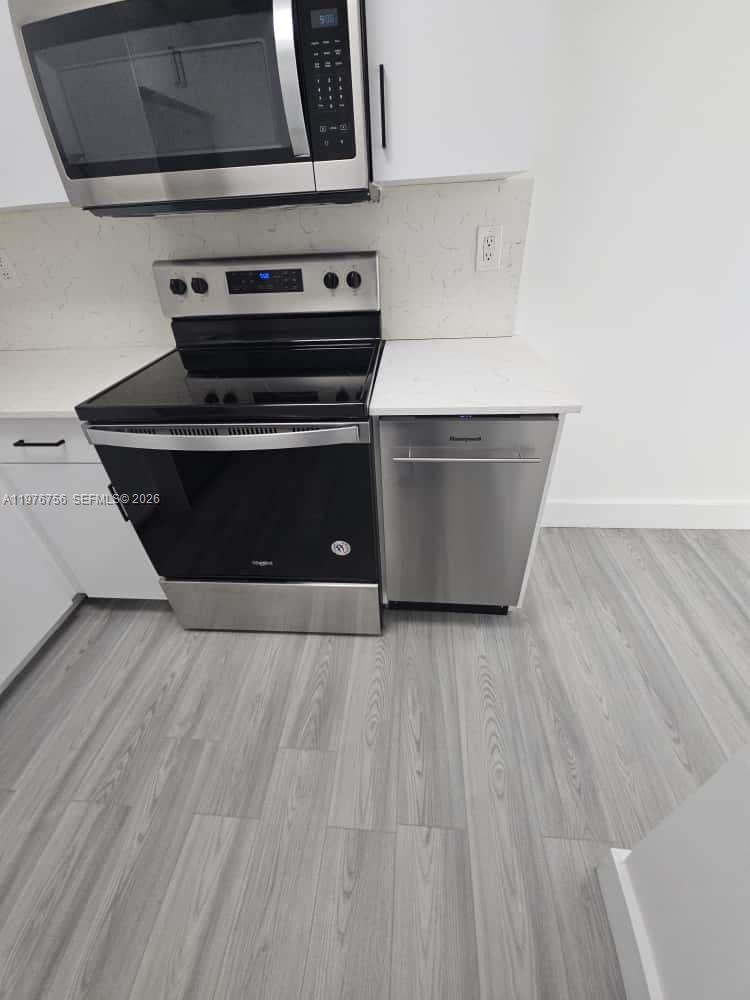 8101 Crespi Blvd #503, Miami Beach FL 33141