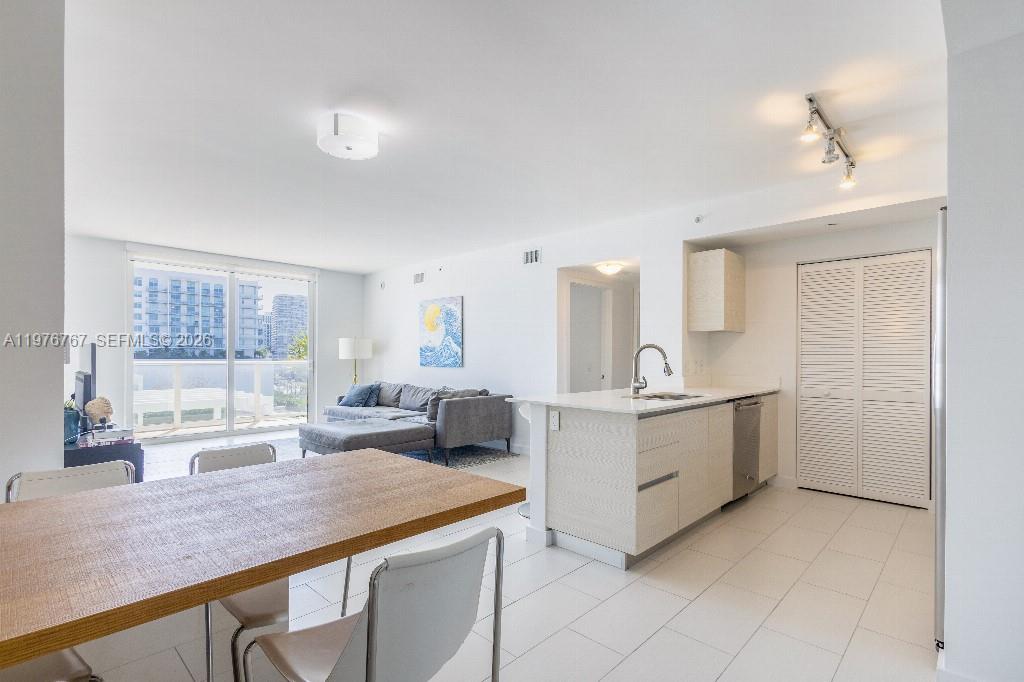 4250 Biscayne Blvd #816, Miami FL 33137