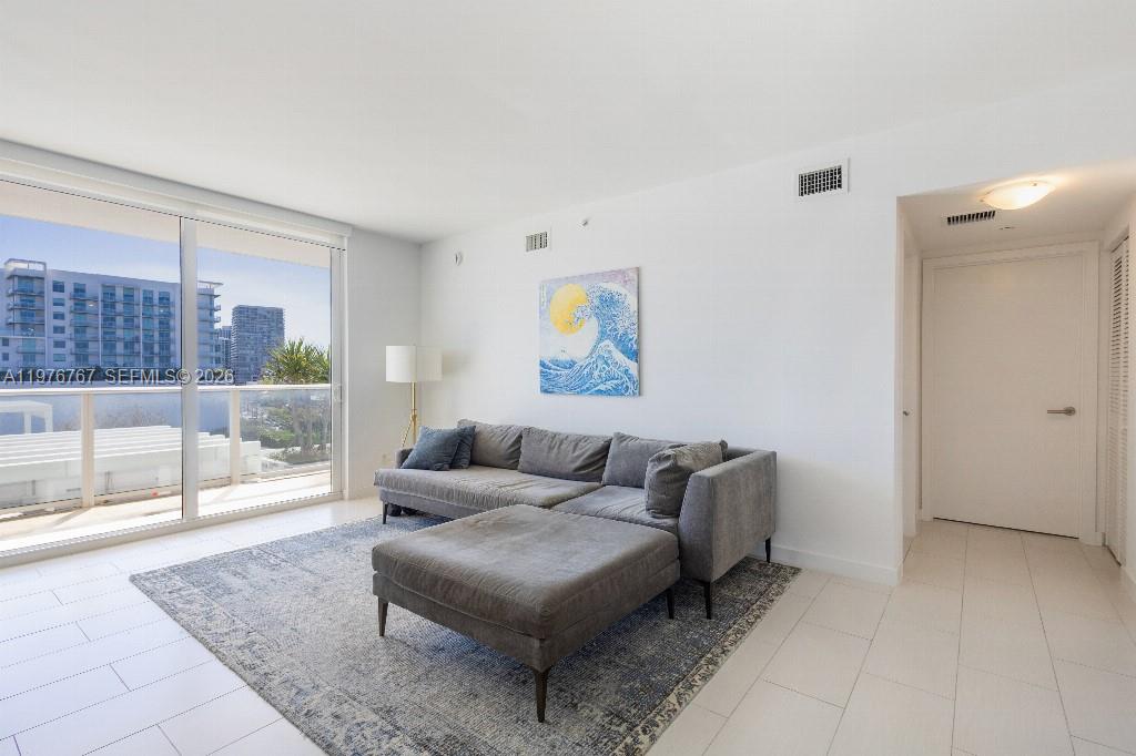 4250 Biscayne Blvd #816, Miami FL 33137