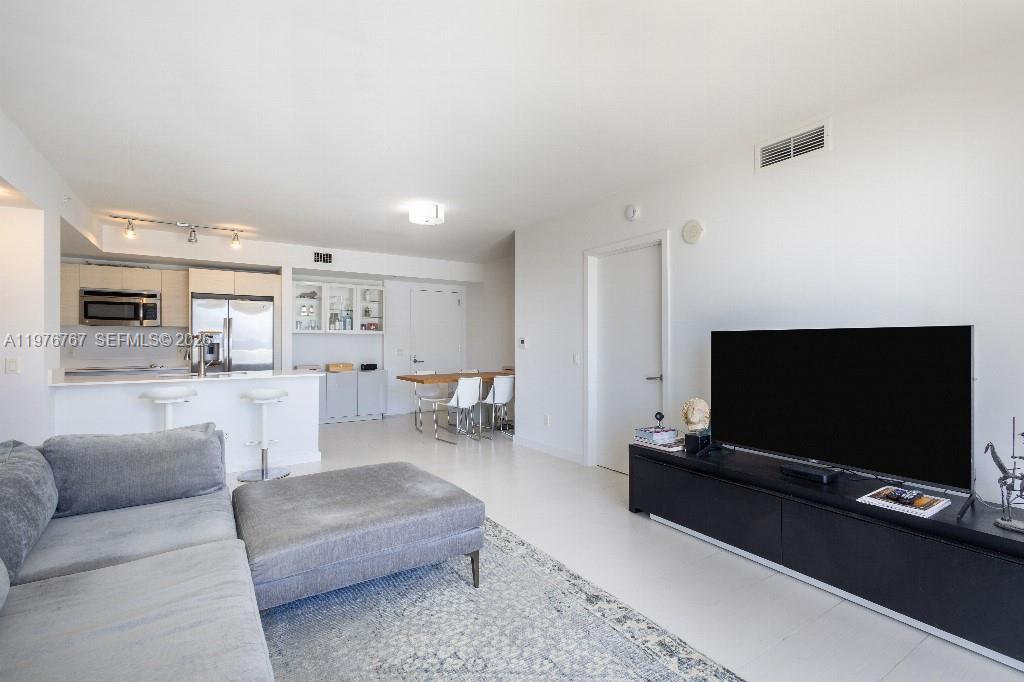 4250 Biscayne Blvd #816, Miami FL 33137