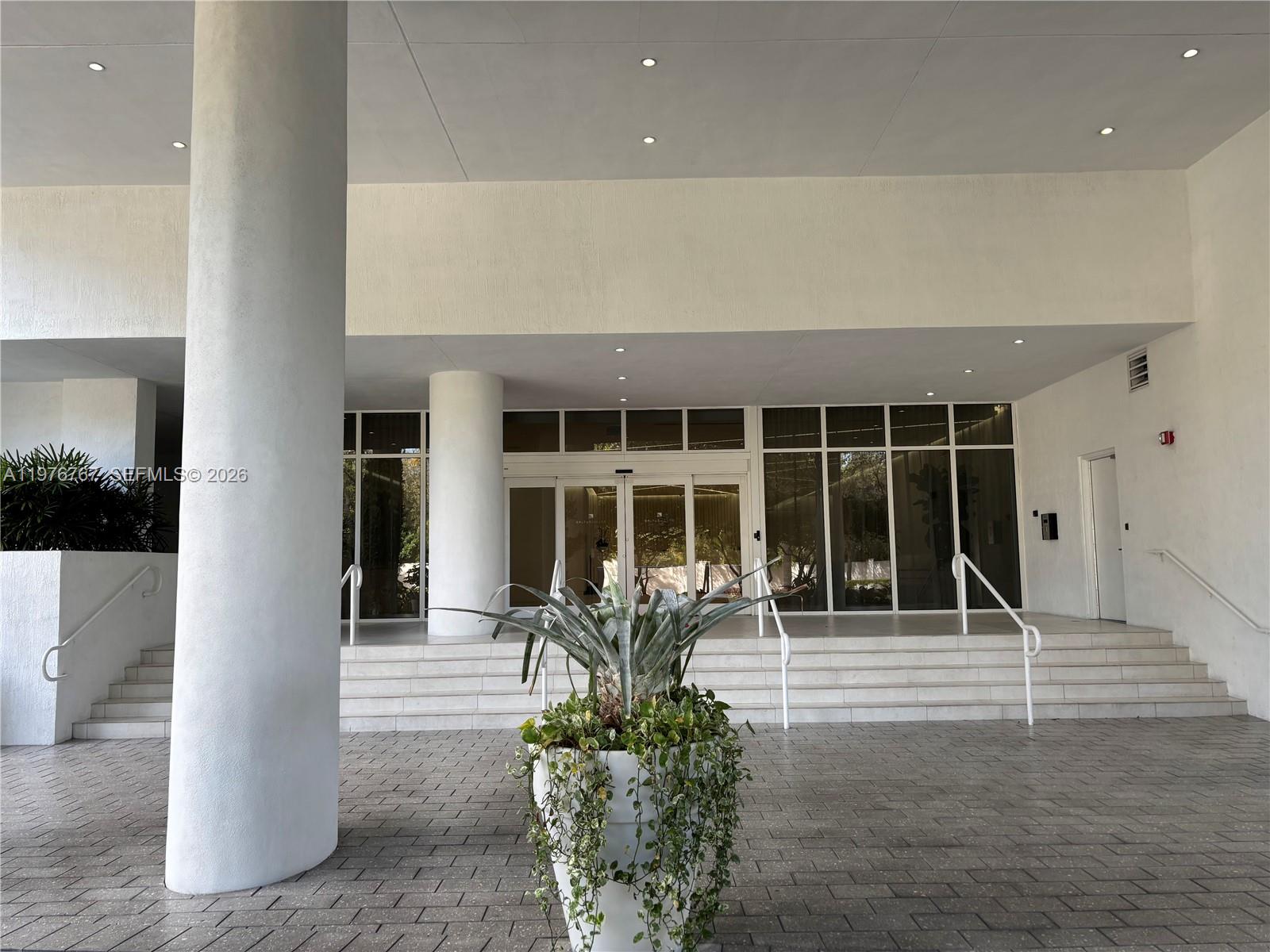 4250 Biscayne Blvd #816, Miami FL 33137