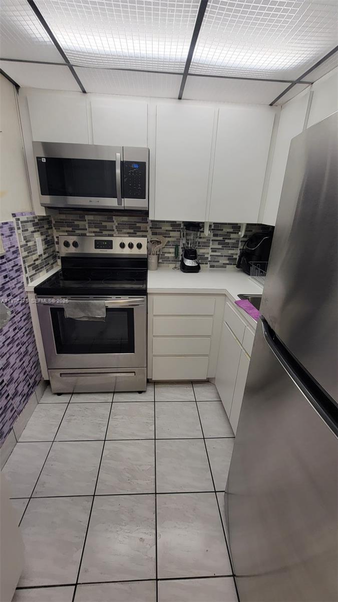 6820 W Flagler St #207, Miami FL 33144
