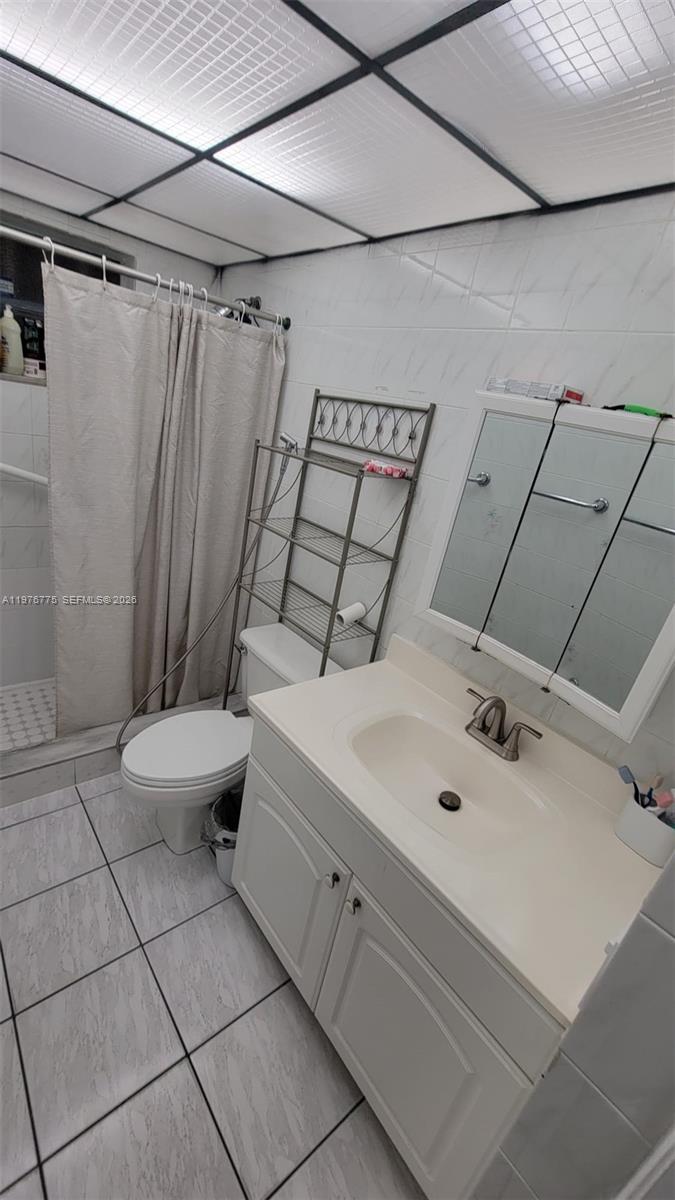 6820 W Flagler St #207, Miami FL 33144