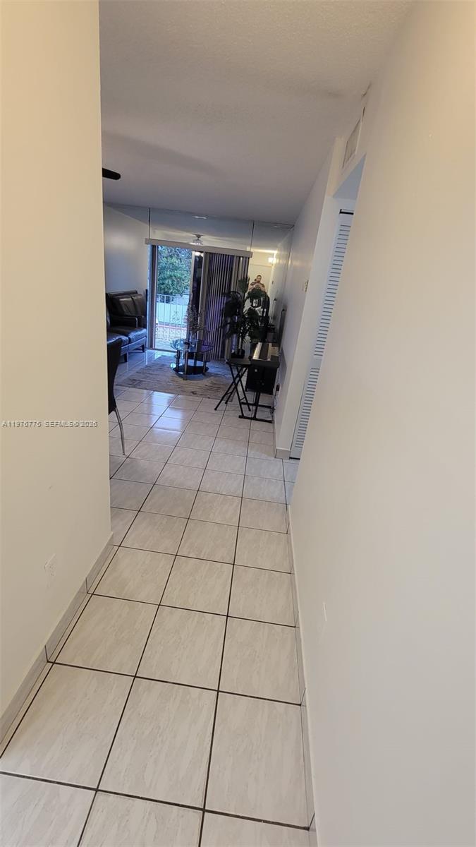6820 W Flagler St #207, Miami FL 33144