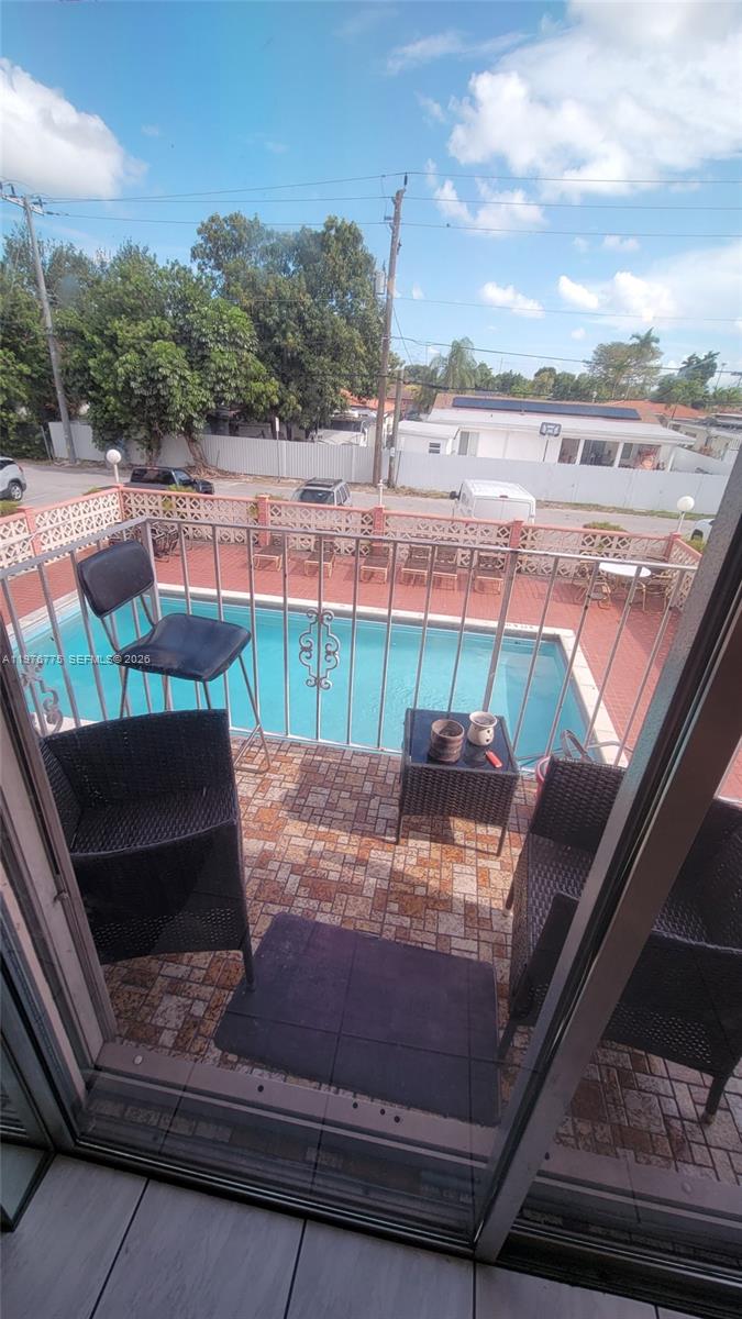 6820 W Flagler St #207, Miami FL 33144