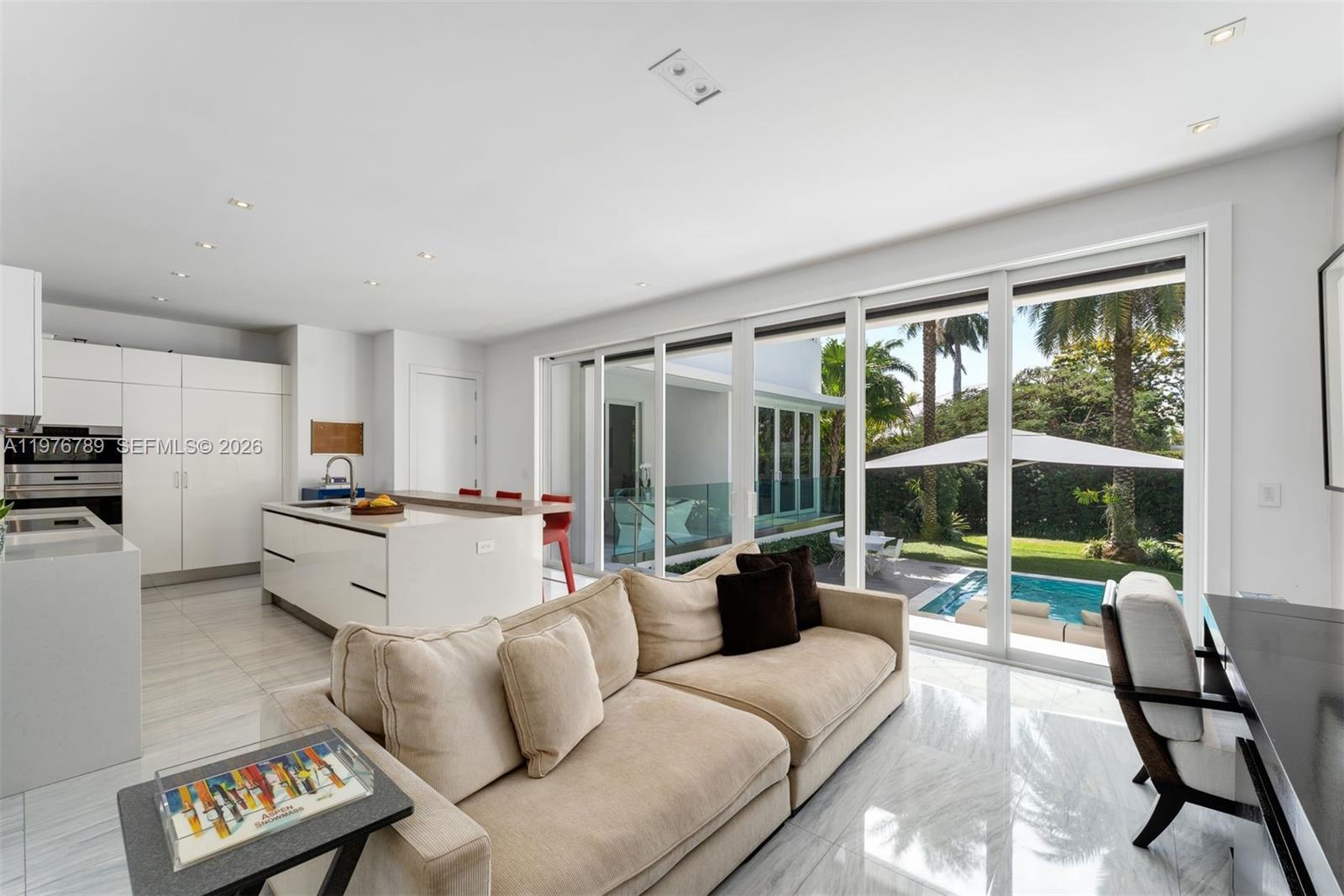 741 Harbor Dr, Key Biscayne FL 33149